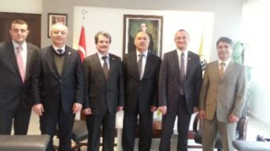 Katip &Ccedil;elebi &Uuml;nevirsetesi Heyetinden İ.&uuml;&rsquo;de İnceleme