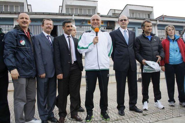 Hikmet Karaman: Bursaspor’u Bir Şampiyonluk Kesmez