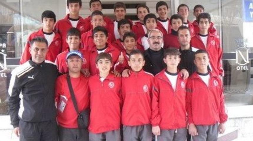 Salihli Belediyespor U-15 Takımı, T&uuml;rkiye Şampiyonası 2. Kademeye Y&uuml;kseldi