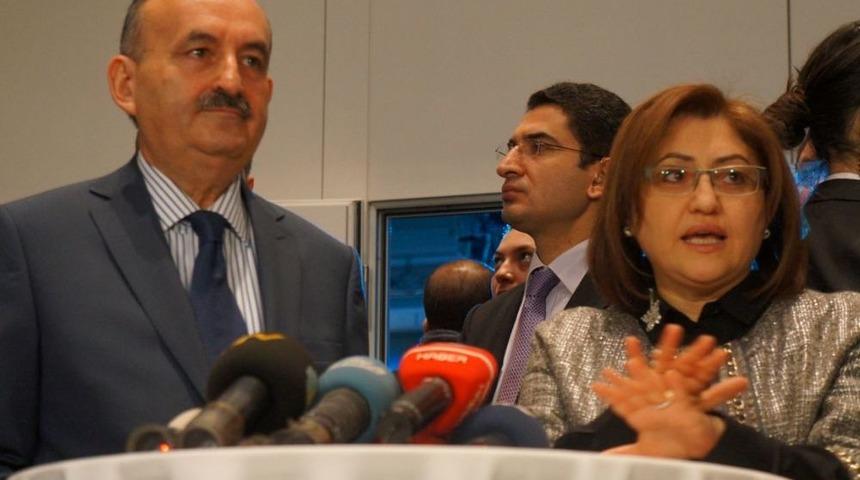 Sağlık Bakanı: Rekt&ouml;r Ve Hocalarımız Tam G&uuml;n Değişikliğinden Memnun