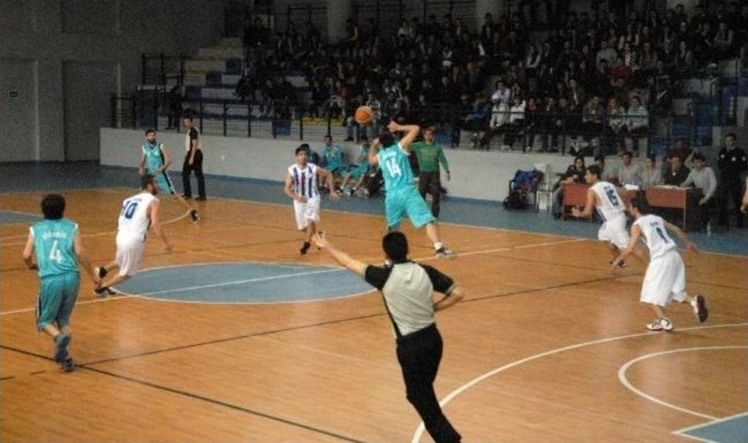 İbrahim &Ccedil;e&ccedil;en &Uuml;niversitesi Evinde Galip Geldi