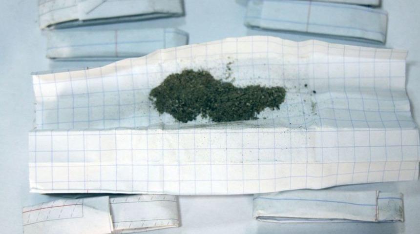 Eroinin Gramajını Artırmak I&ccedil;in Karabiberle Karıştırmışlar