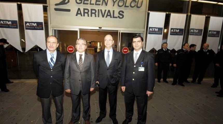 Dalaman'a Sezonun Ilk Turist Kafilesi Geldi