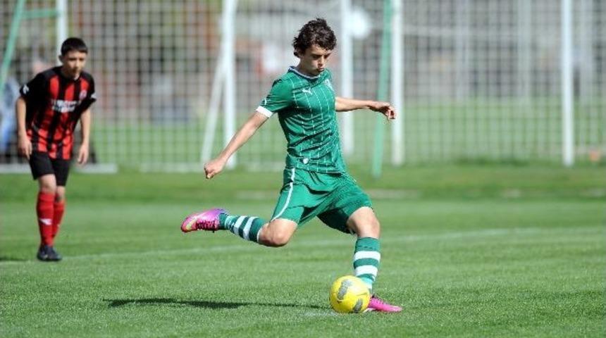 Enes &Uuml;nal: "aklımda Sadece Bursaspor Var"