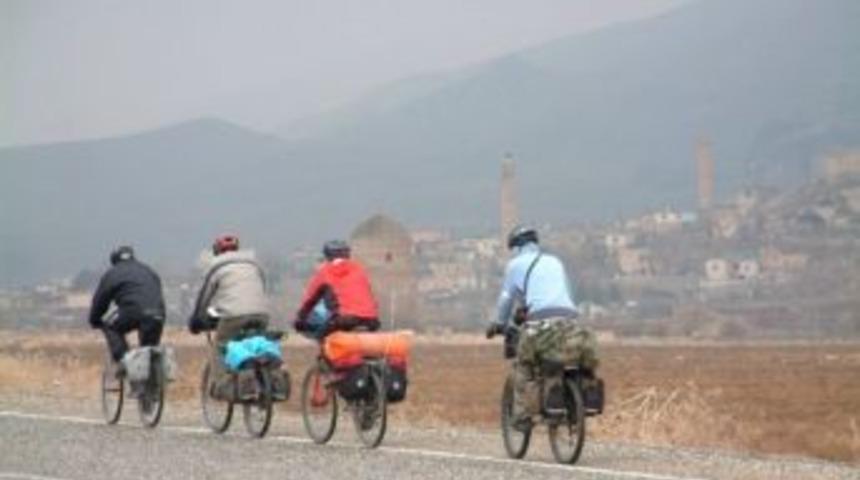 G&uuml;zel Bir Hayat İ&ccedil;in Pedal &Ccedil;evir Adlı Pproje İ&ccedil;in 100 Adet Bisiklet Alınacak