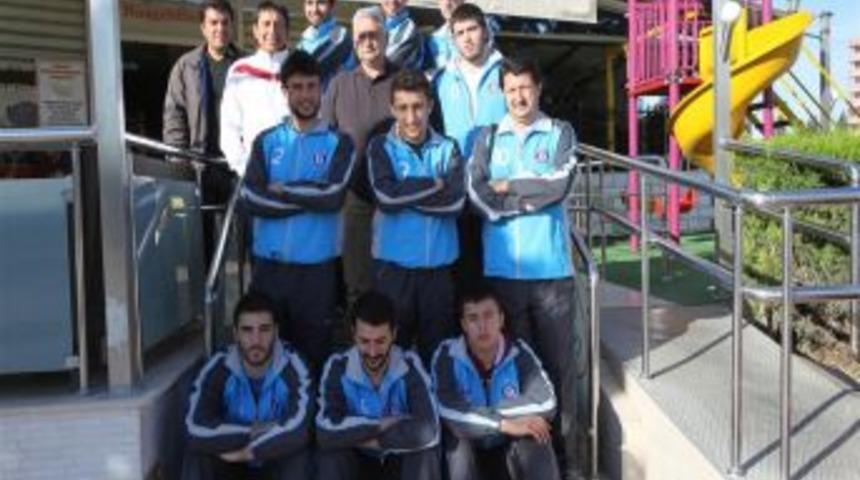 Beyzasporlu Voleybolcular: Kupayı Adana'da Getireceğiz