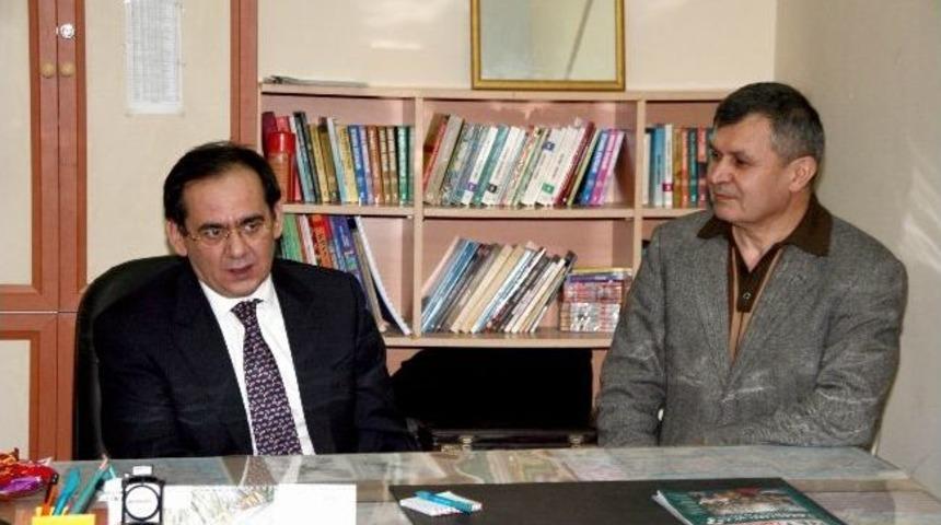 Milletvekili Mustafa Demir'den Baş&ccedil;iftlik Derneği'ne Ziyaret