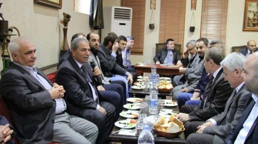 Demirtaş, T&uuml;msiad &Uuml;yeleri İle Bir Araya Geldi