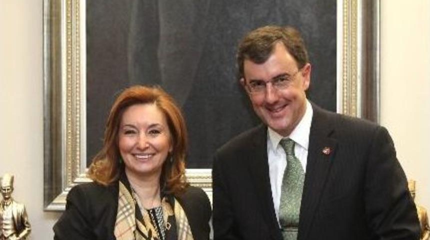 Avustralya B&uuml;y&uuml;kel&ccedil;isi Biggs&rsquo;den Eskişehir B&uuml;y&uuml;kşehir Belediyesi'ne Ziyaret