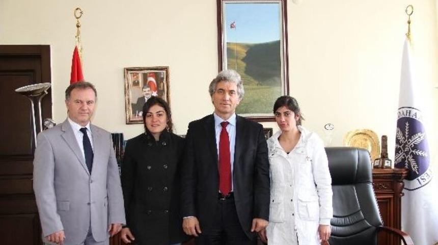 Ar&uuml;&rsquo;l&uuml; İki &Ouml;ğrenci Daha, &lsquo;mevlana Değişim Programı&rsquo; Kapsamında Yurt Dışına G&ouml;nderildi