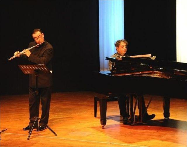 Suyun İki Yanı Bu Konserde Buluştu 1