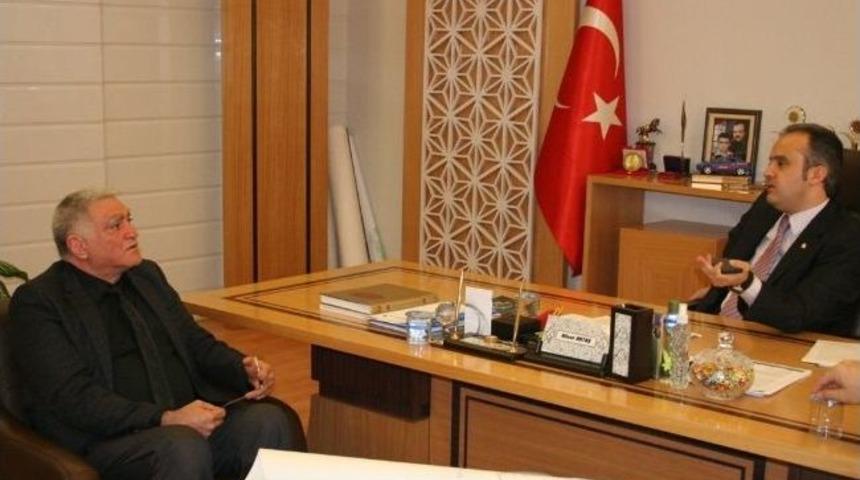 Damızlık Koyun Ke&ccedil;i Yetiştiricileri Birliği Hayvan Pazarına Talip