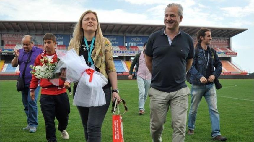 U20 Heyeti Akdeniz &Uuml;niversitesi Stadyumu'nu Inceledi