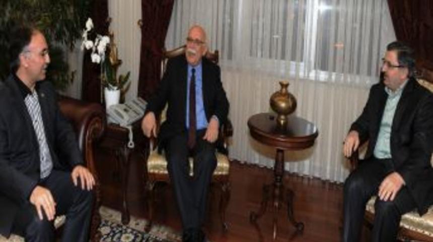 Eğitim-Bir-Sen, Sorunlarını Bakan Avcı&rsquo;ya Iletti