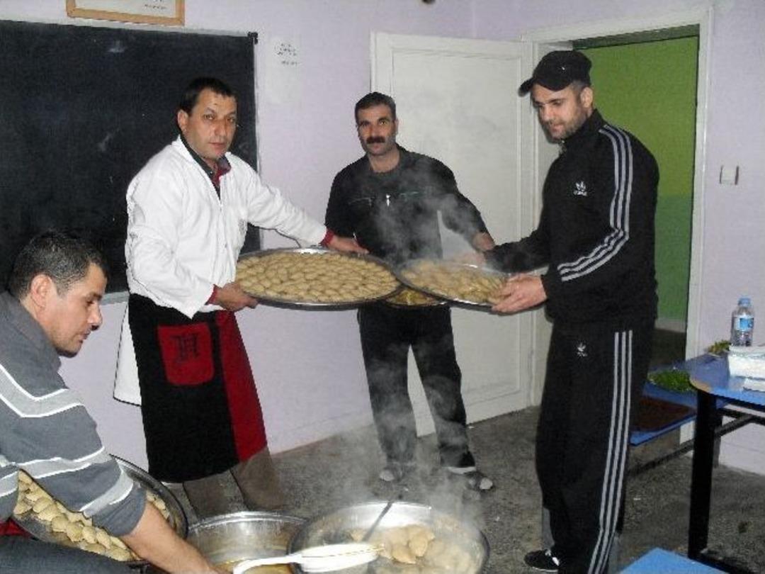 Kızıltepe'de Mahkumlara Aş&ccedil;ılık Kursu