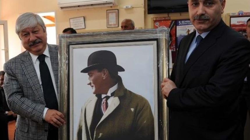 Başkan Akaydın, &Ouml;ğrencilerle Buluştu