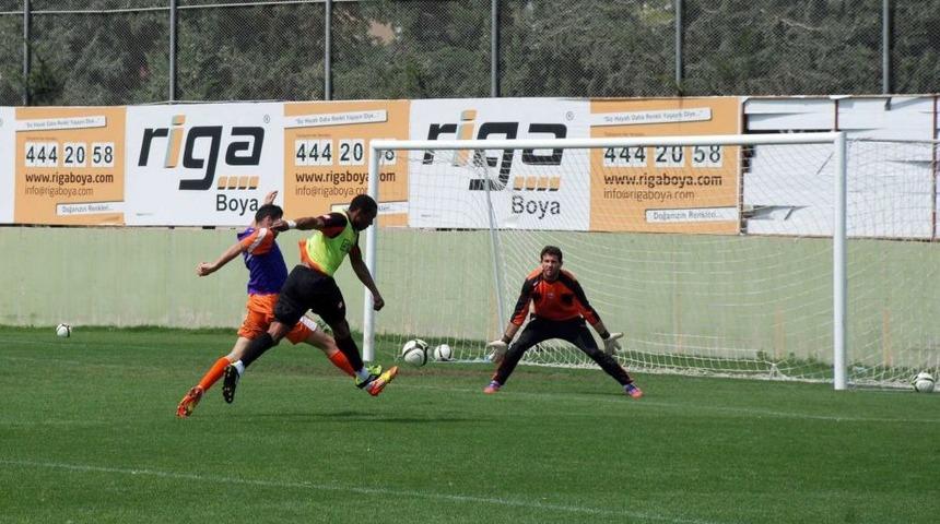 Adanaspor'da Sakat Ve Cezalı Oyuncuların &Ccedil;okluğu Can Sıkıyor