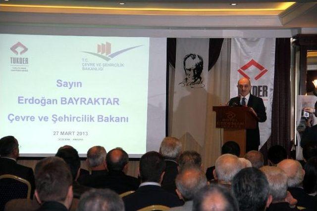 Bayraktar'dan Mühendislere 'tulum Giyin' Çağrısı