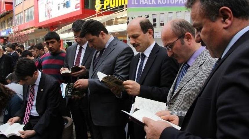 Kitabını Alan Geldi