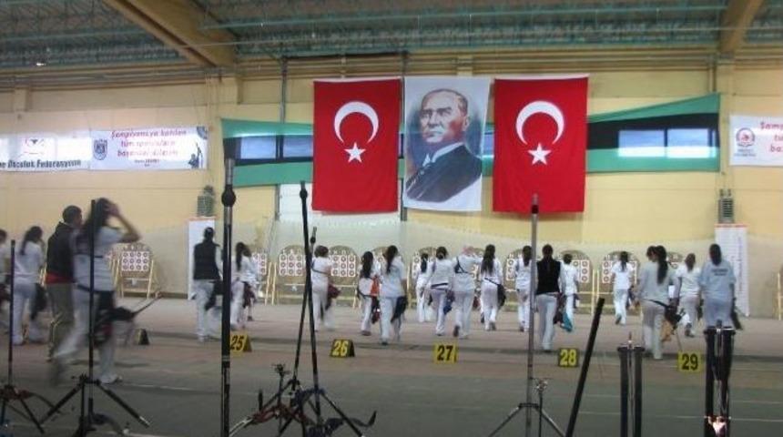 Manisalı Ok&ccedil;ular, Antalya'da M&uuml;cadele Edecek