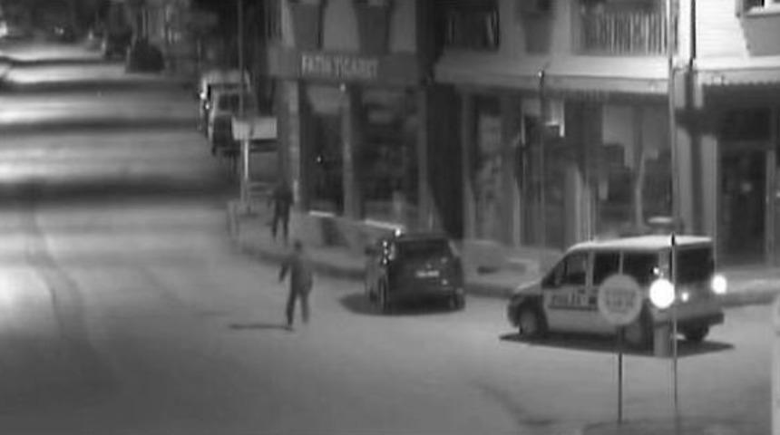 Mobese İle Takip Edilen Hırsızlar Kıskıvrak Yakalandı