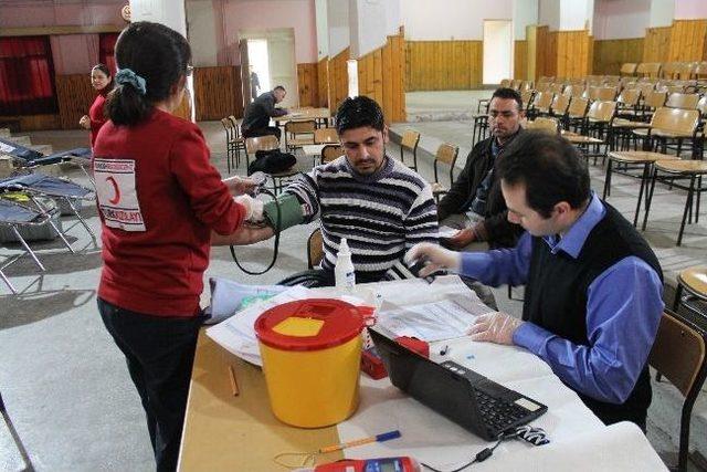 Türk Kızılayı Akdağmadeni’nde Kan Bağışı Kampanyası Başlattı