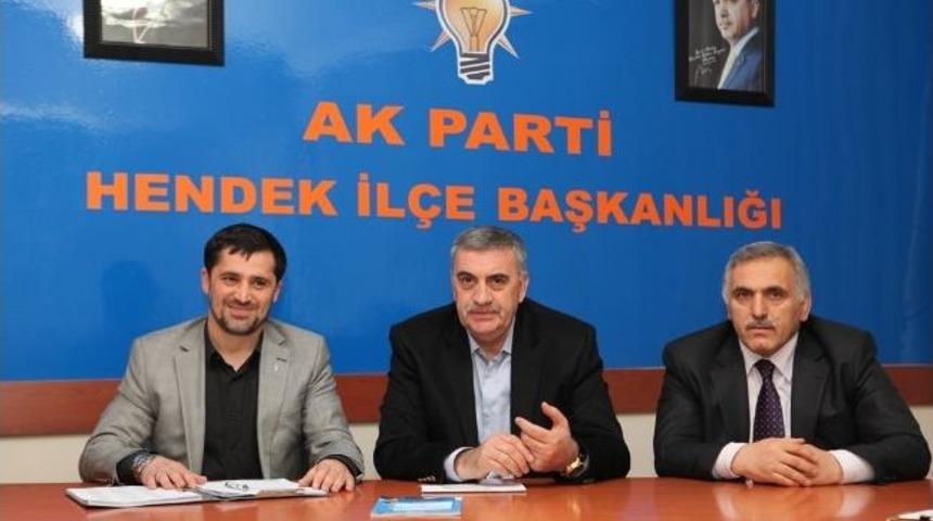 Başkan To&ccedil;oğlu Hendek&rsquo;te Ziyaret Ve İncelemelerde Bulundu