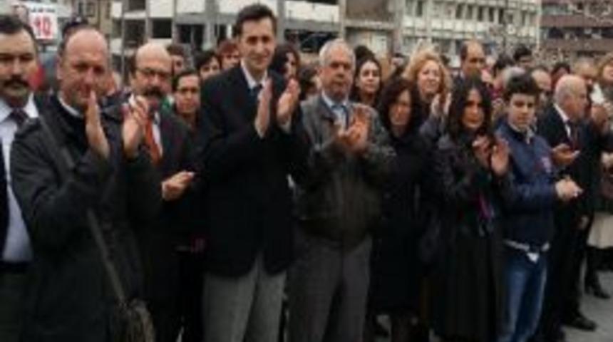 &lsquo;d&uuml;nya Tiyatro G&uuml;n&uuml;&rsquo; Kutlandı