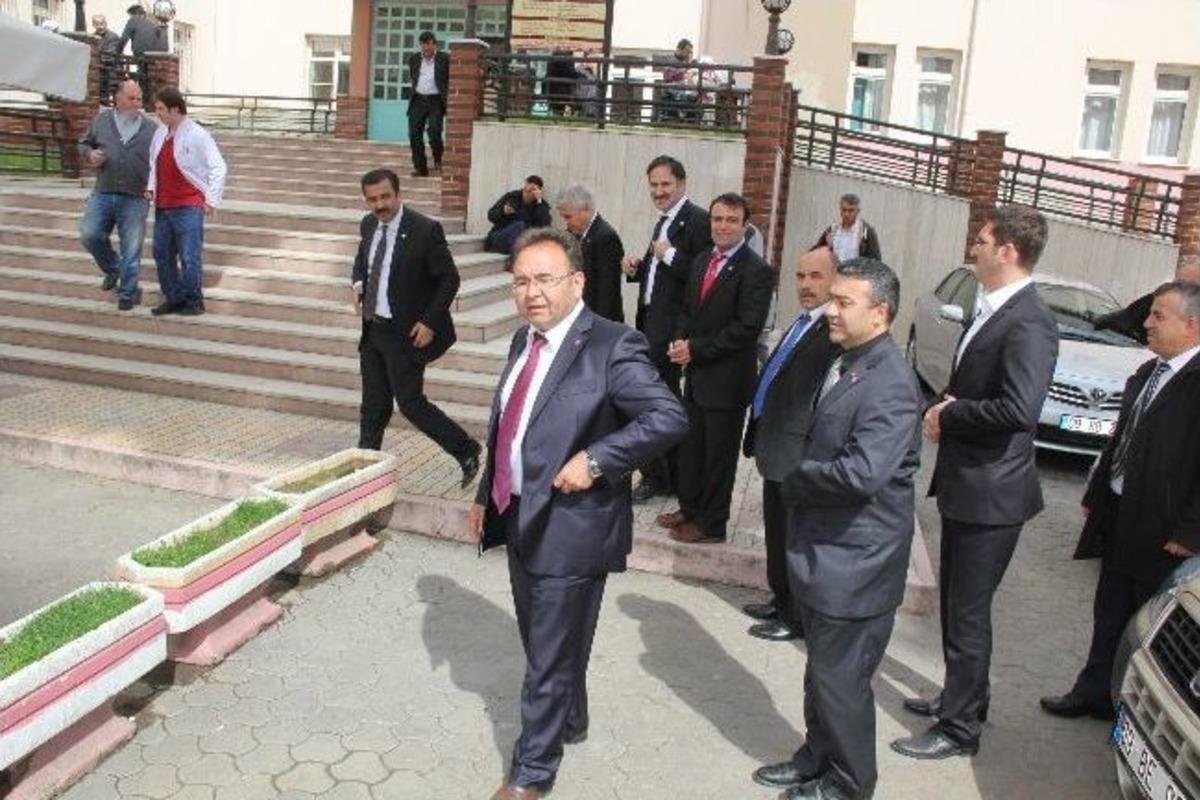 Sağlık-sen Genel Başkanı&rsquo;ndan Sağlık &Ccedil;alışanlarına Ziyaret