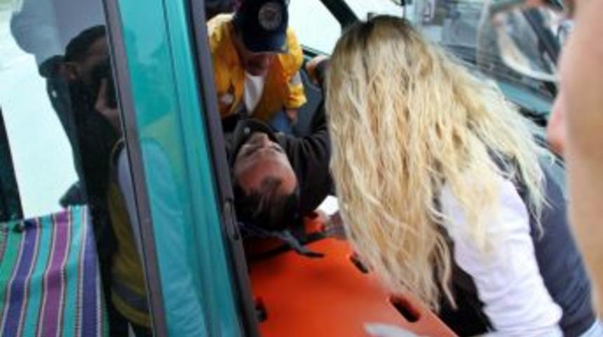 Sapanca'da Trafik Kazası:1 Yaralı