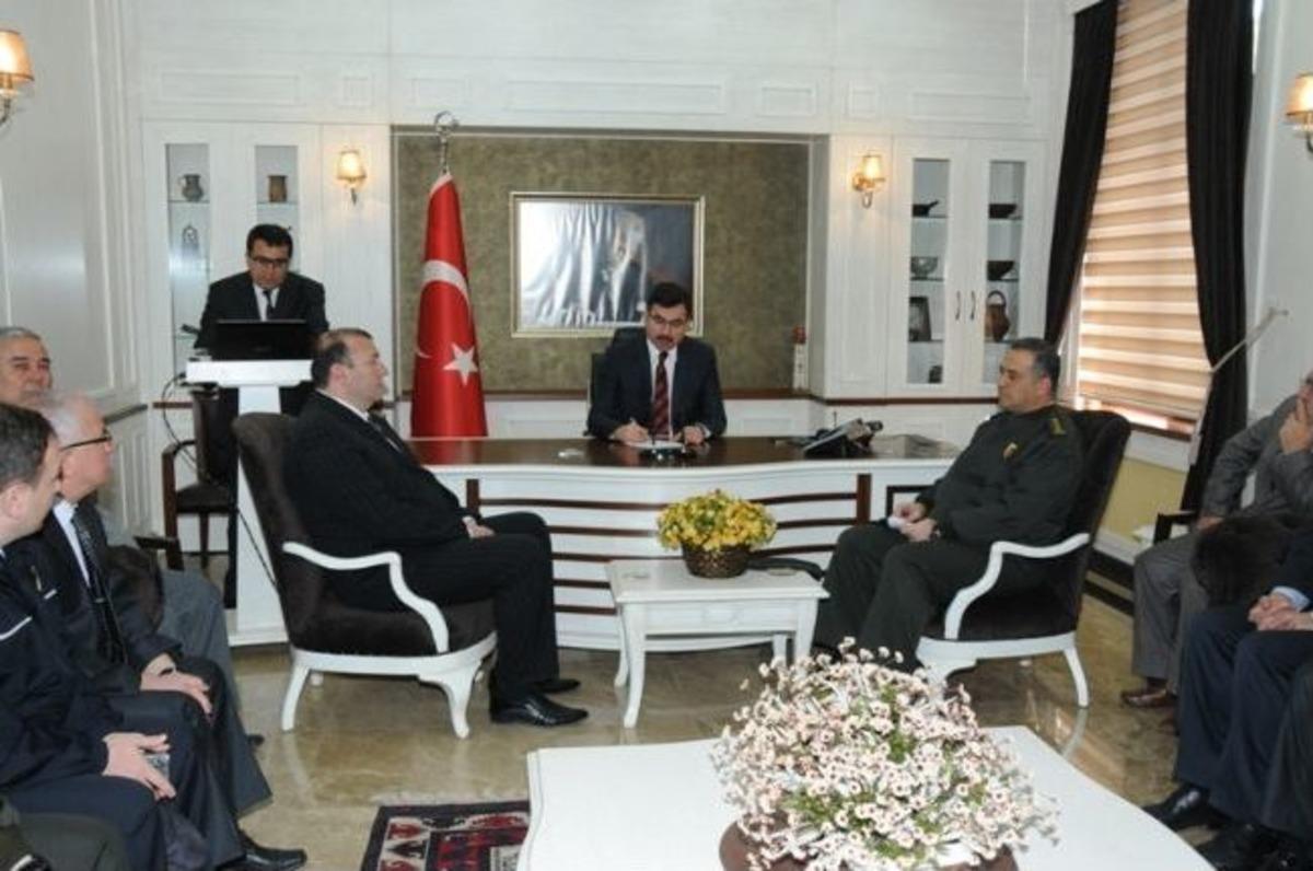 Vali Turhan Bigadi&ccedil;'te