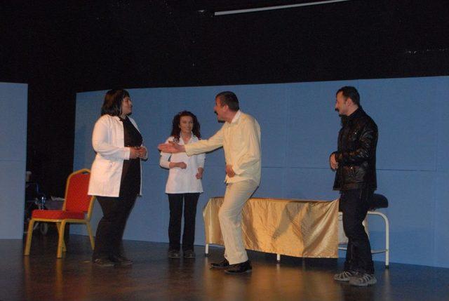 Engellilerden D&uuml;nya Tiyatro G&uuml;n&uuml;&rsquo;ne &Ouml;zel Oyun 2