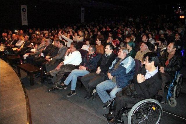Sakatlardan Tiyatro Gösterisi 2