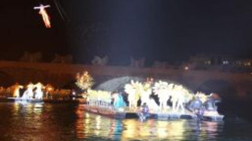 Sabancı Uluslararası Adana Tiyatro Festivali T&ouml;renle A&ccedil;ıldı