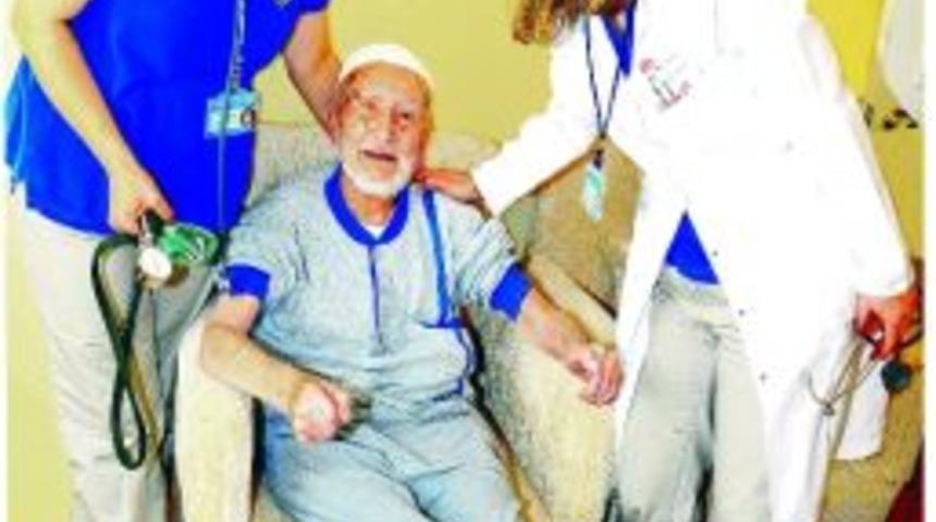 70 Yıllık M&uuml;ezzin 106 Yaşında Vefat Etti