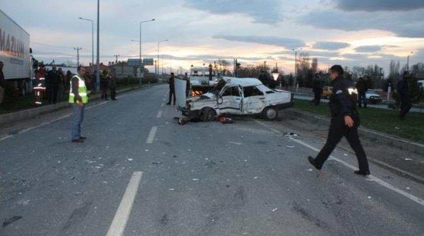 Afyonkarahisar&rsquo;da Trafik Kazası: 1 Yaralı