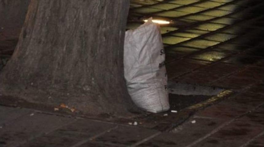 Ş&uuml;pheli &Ccedil;uvaldan Moloz Yığını &Ccedil;ıktı