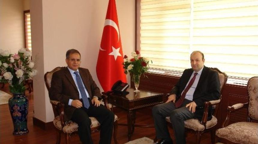 M&uuml;steşar Yardımcısı Bahattin Kaptan, Kilis Valisi Tapsız&rsquo;ı Ziyaret Etti