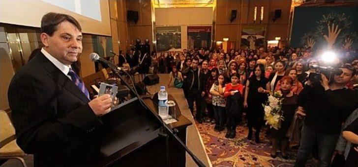 Konak Halk Üniversitesi Kadınlarından Başkan Tartan’a Sevgi Çemberi G1