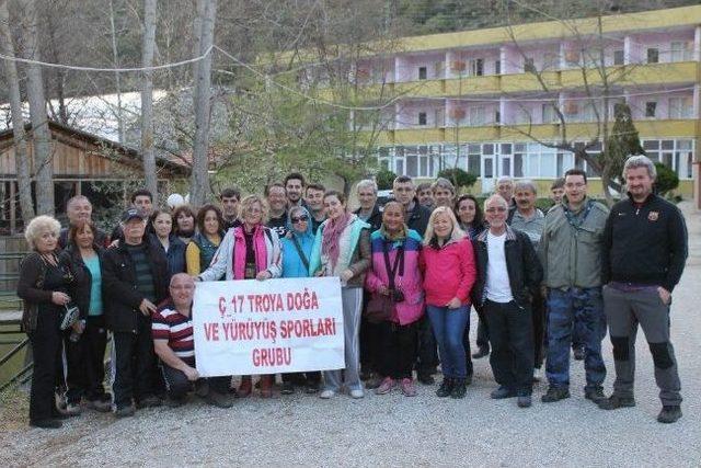 Çanakkale’li Doğaseverler Ağı Dağında Yürüdü