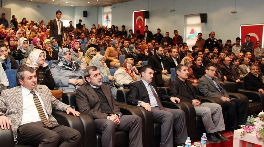 Feyizli: İnsan İslamlaştık&ccedil;a Insanlaşır