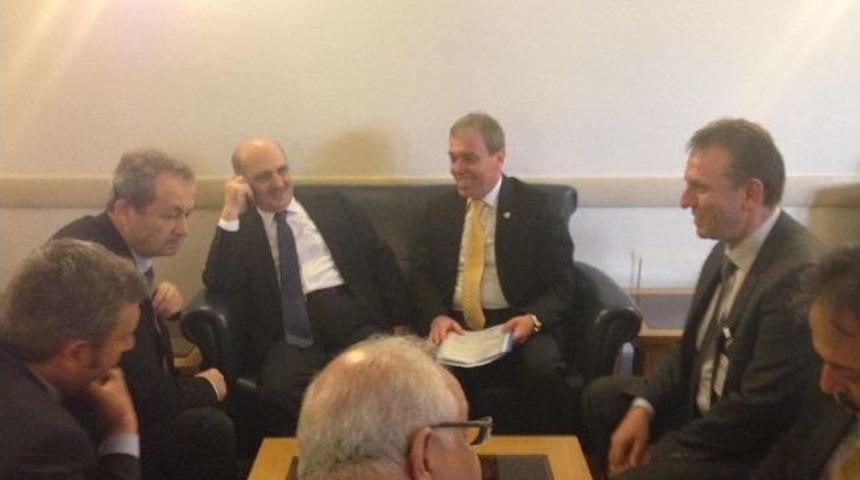 &Ccedil;evre Ve Şehircilik Bakanı Erdoğan Bayraktar: