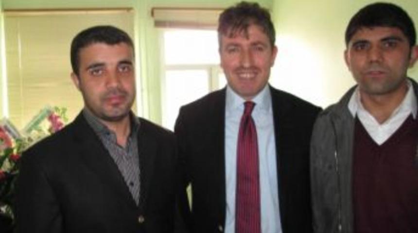 Muş Kantin İşletmecilerinden Milli Eğitim Şube M&uuml;d&uuml;r&uuml;ne Ziyaret