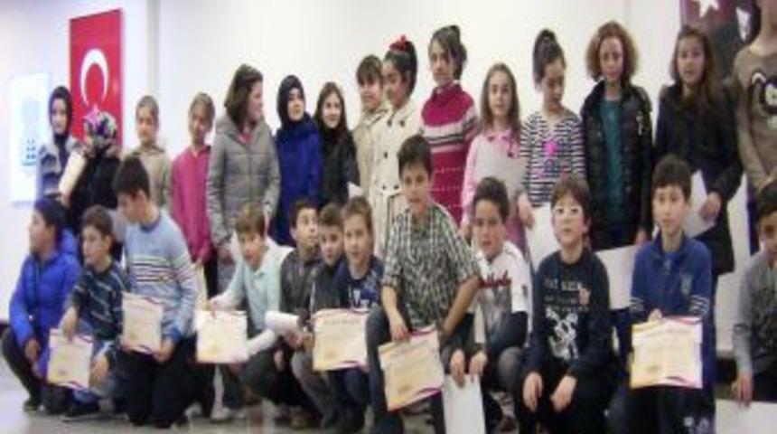 Karam&uuml;rsel ANAFEN &Ouml;ğretmen Ve &Ouml;ğrencileri &Ouml;d&uuml;llendirdi