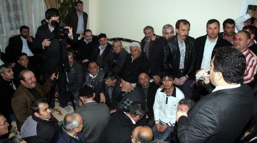 Ak Parti İl Başkanlığı Bir Evde 162 Kişi İle Ev Toplantısı Yaptı