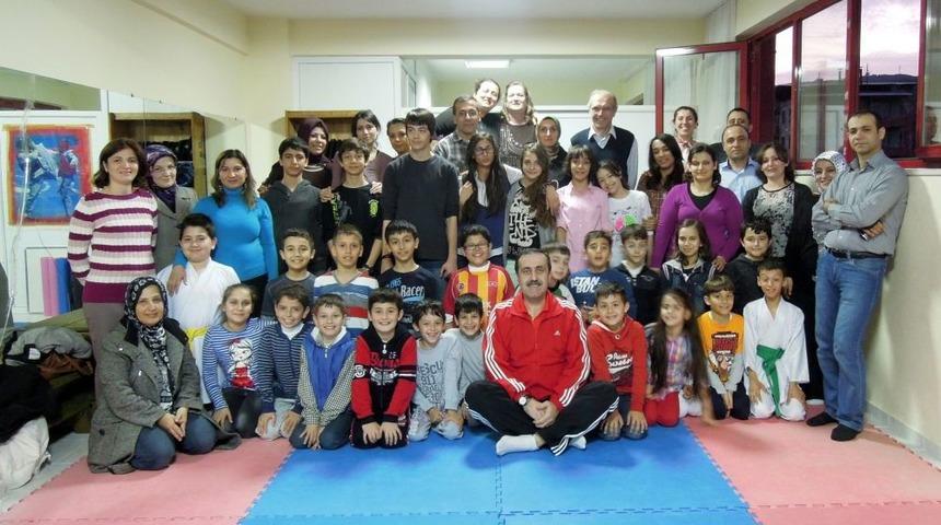 Mudanya&rsquo;da Karateciler Başarılarını Kutladı