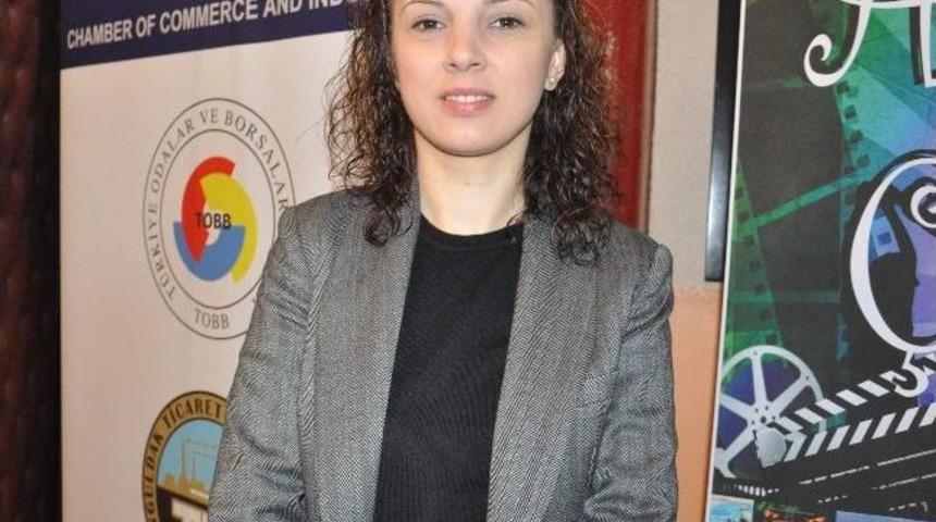 &Ccedil;ocuklar Sinemada &Ccedil;izgi Film İzledi