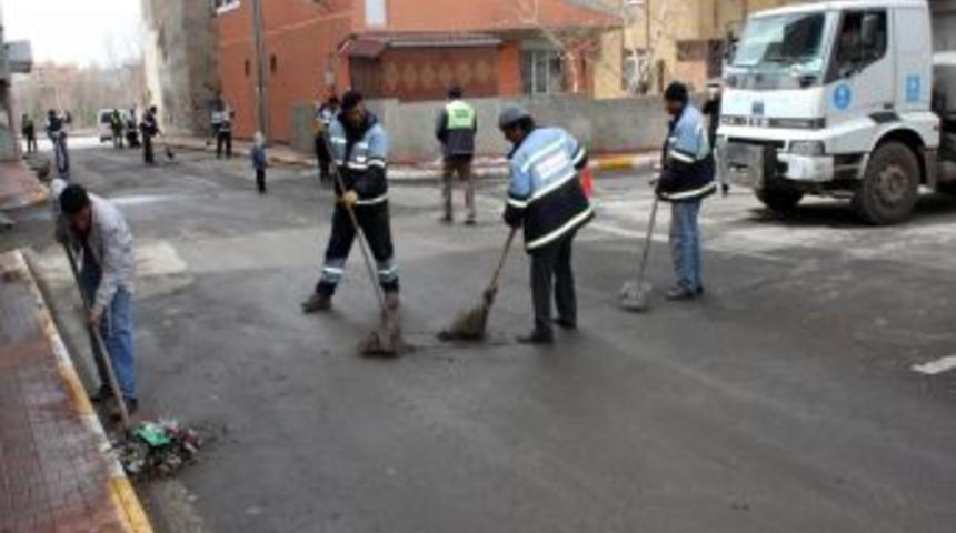 Paland&ouml;ken Belediyesi, 'bahar Temizliği' Başlattı
