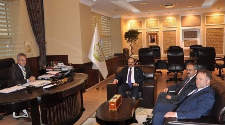 K&uuml; Rekt&ouml;r&uuml; Aydın&rsquo;dan Uysal&rsquo;a Ziyaret