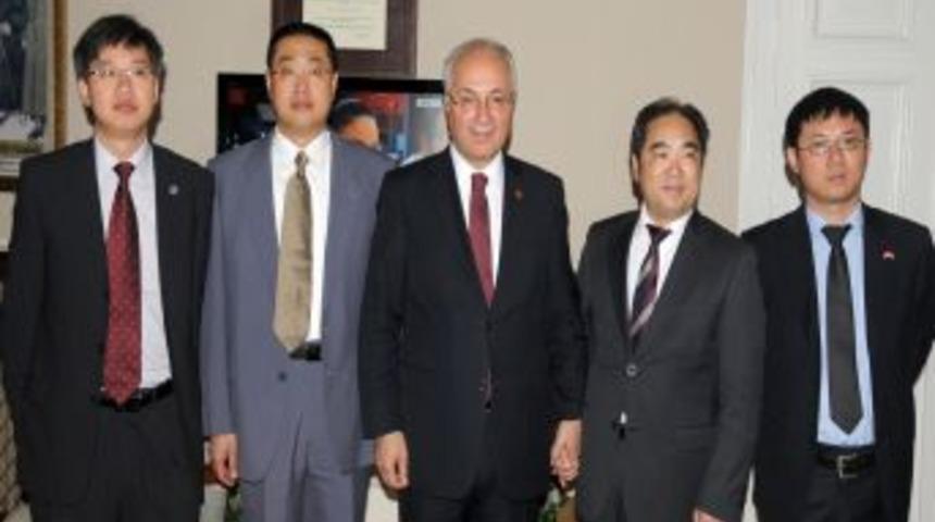 Başkonsolos Qingyang: &Ccedil;inliler Manisa&rsquo;da Yatırım Yapmakta &Ccedil;ok Ge&ccedil; Kaldı